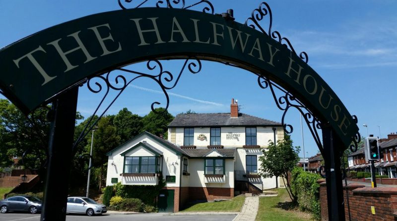 the-halfway-house-royton-pub-restaurant-live-music-live-sports