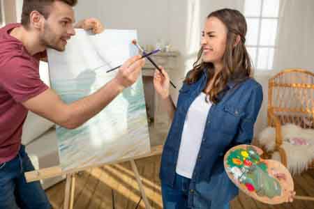 plan-the-perfect-valentines-day-couple-painting-together