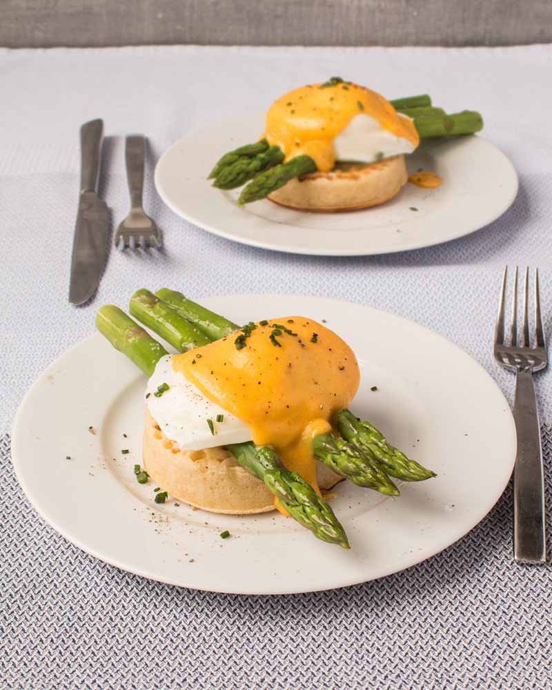British-asparagus-poached-egg-and-hollandaise-on-a-crumpet