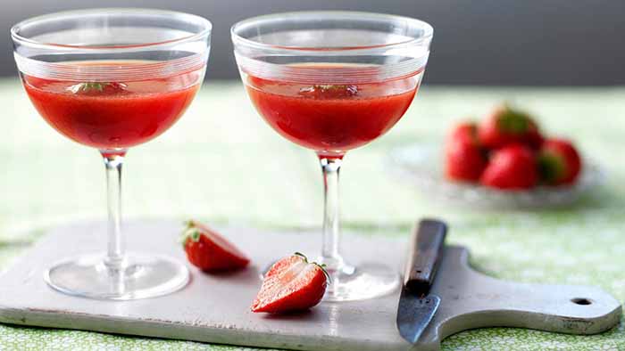 sizzling-summer-cocktails-strawberry-diaquiri